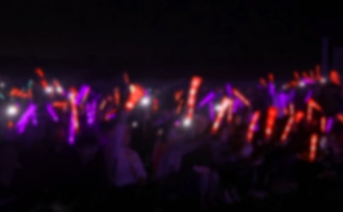 【精選】大學(xué)畢業(yè)晚會邀請函3篇