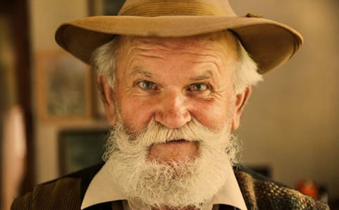 烈日下的爺爺敘事周記450字