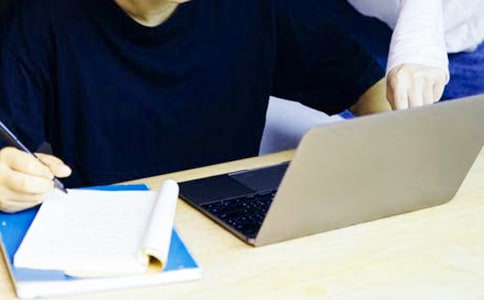 大學(xué)班委個(gè)人總結(jié)